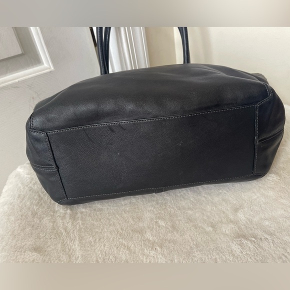 Coach Bleecker legacy Shoulder Bag EUC - Picture 7 of 11